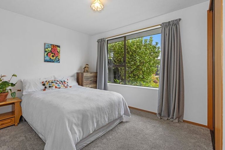 Photo of property in 2/3 Dumfries Drive, Hei Hei, Christchurch, 8042