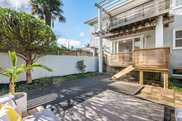 Photo of property in 2/13-15 Campbell Road, Takapuna, Auckland, 0622