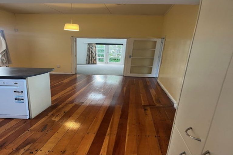 Photo of property in 28 Colombo Street, Hokowhitu, Palmerston North, 4410