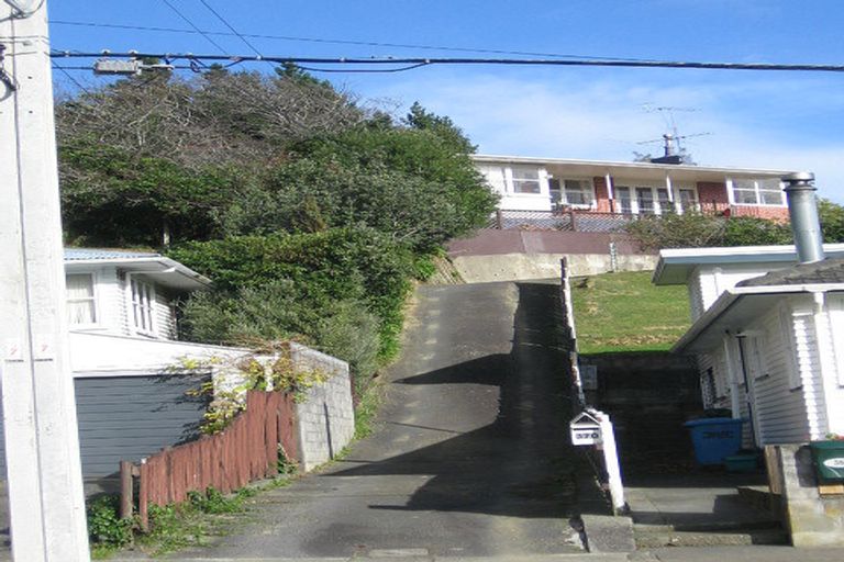Photo of property in 370 George Street, Stokes Valley, Lower Hutt, 5019