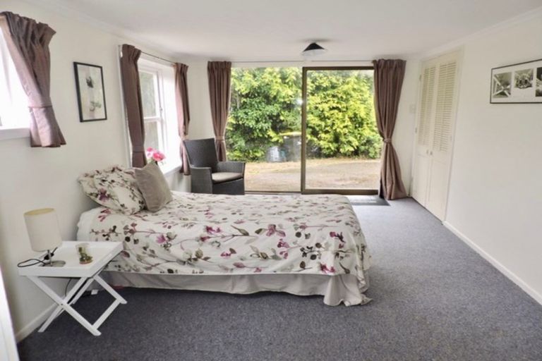 Photo of property in 89 Redwood Avenue, Tawa, Wellington, 5028