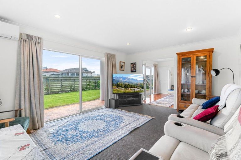 Photo of property in 59c One Tree Point Road, One Tree Point, 0118