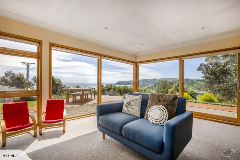 Photo of property in 21 Taupo Crescent, Plimmerton, Porirua, 5026
