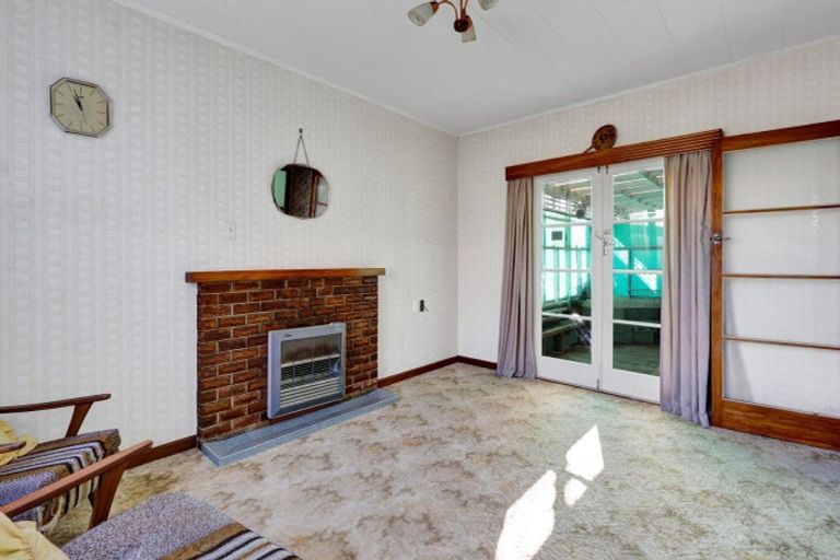 Photo of property in 18 Hurdon Street, Hurdon, New Plymouth, 4310