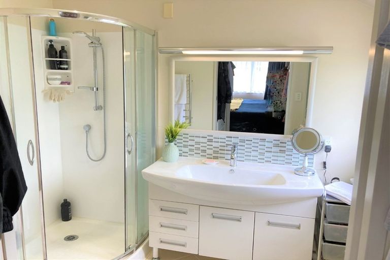 Photo of property in 177a Bucklands Beach Road, Bucklands Beach, Auckland, 2012