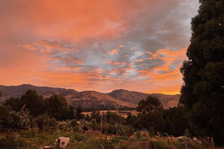 Photo of property in 1 Maude View Road, Hawea Flat, Wanaka, 9382