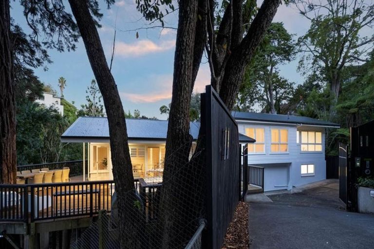 Photo of property in 11 Judges Bay Road, Parnell, Auckland, 1052