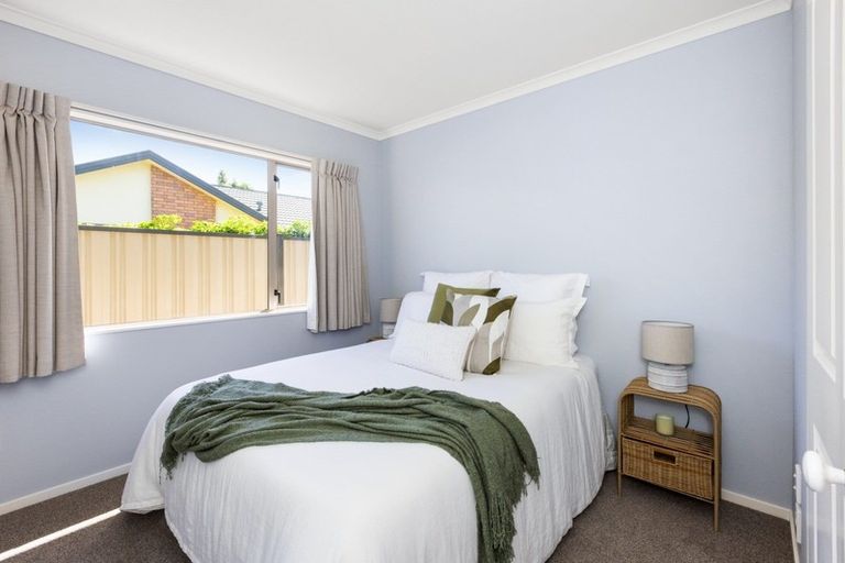 Photo of property in 6 Rosehill Way, Taradale, Napier, 4112