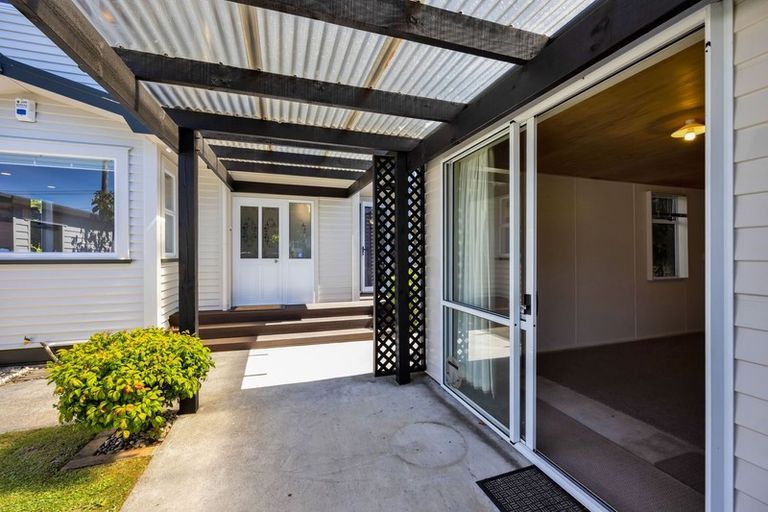 Photo of property in 11 George Street, Lower Vogeltown, New Plymouth, 4310