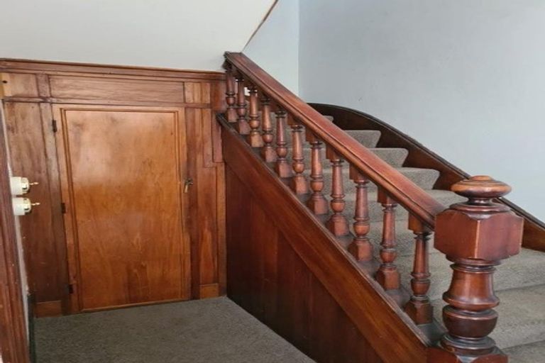 Photo of property in 14 Elizabeth Street, Mount Victoria, Wellington, 6011