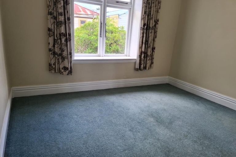 Photo of property in 13 Home Street, Mount Victoria, Wellington, 6011