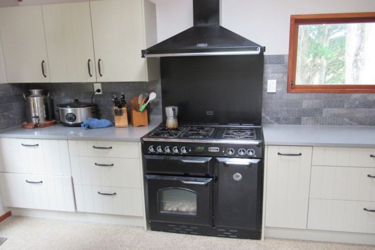 Photo of property in 306 Muhunoa Road East, Ohau, Levin, 5570