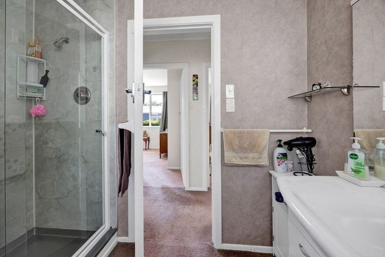 Photo of property in 132 Fairfield Road, Hawera, 4610