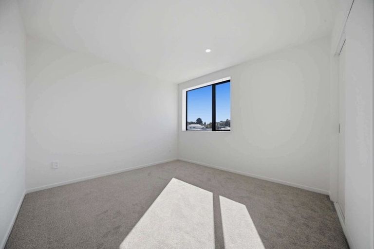 Photo of property in 6 Stableford Crescent, Opaheke, 2113