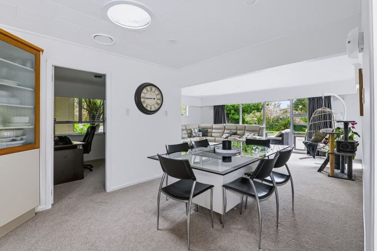 Photo of property in 172a Mangorei Road, Merrilands, New Plymouth, 4312
