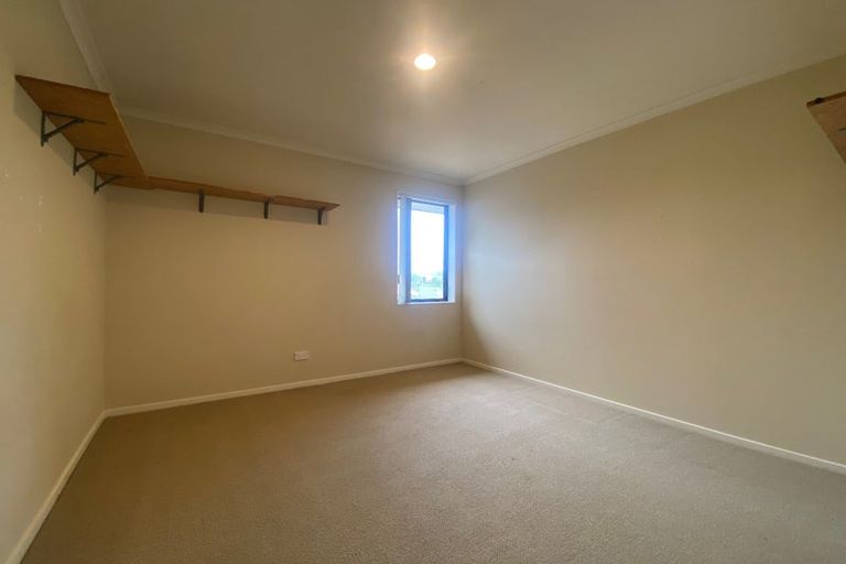 Photo of property in 9 Louvain Place, Greenhithe, Auckland, 0632