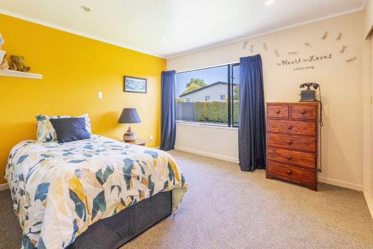 Photo of property in 2/38 Elbourne Street, Taradale, Napier, 4112