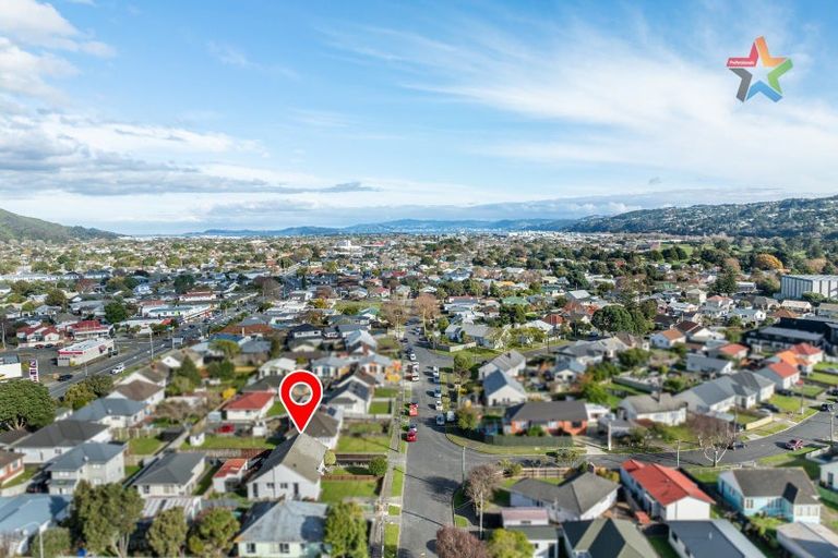 Photo of property in 34 Athlone Crescent, Boulcott, Lower Hutt, 5011