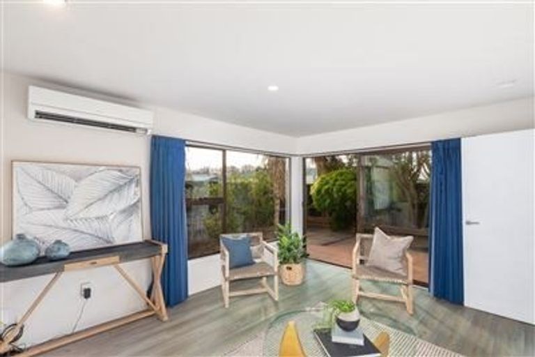 Photo of property in 1/2 Canon Street, St Albans, Christchurch, 8014