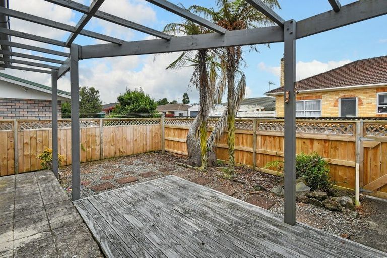 Photo of property in 8a Helvetia Road, Pukekohe, 2120