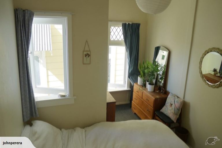 Photo of property in 19 George Street, Thorndon, Wellington, 6011