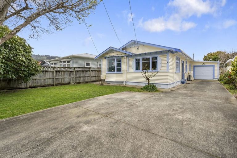 Photo of property in 16 Ariki Street, Boulcott, Lower Hutt, 5010