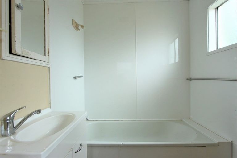 Photo of property in 23 Clyde Street, Utuhina, Rotorua, 3015