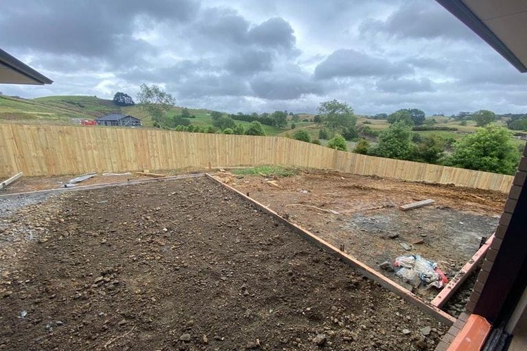 Photo of property in 33b Leathem Crescent, Pokeno, 2402