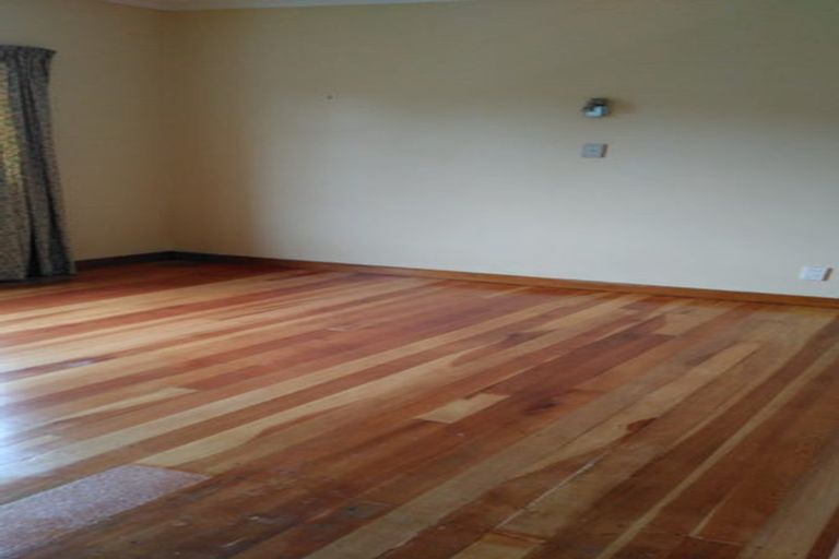 Photo of property in 51 Chaytor Street, Karori, Wellington, 6012