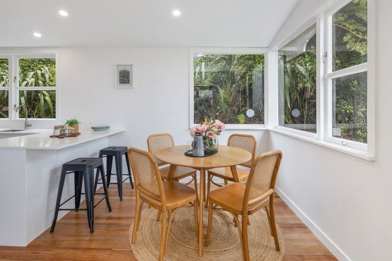 Photo of property in 22 Hollies Crescent, Johnsonville, Wellington, 6037