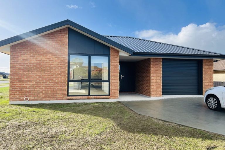 Photo of property in 48 Mcquarrie Street, Strathern, Invercargill, 9812