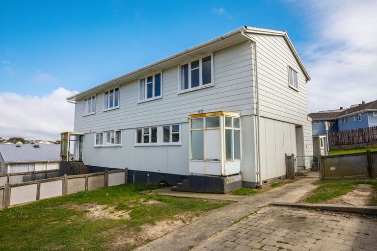 Photo of property in 301-303 Warspite Avenue, Waitangirua, Porirua, 5024