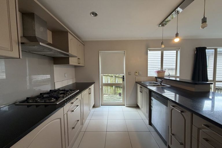 Photo of property in 119 Redoubt Road, Goodwood Heights, Auckland, 2105