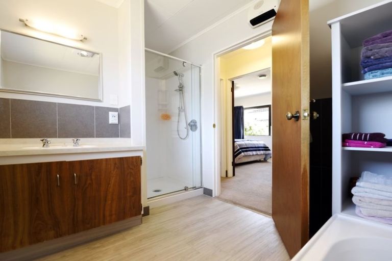 Photo of property in 2/17 Nikau Street, Stoke, Nelson, 7011