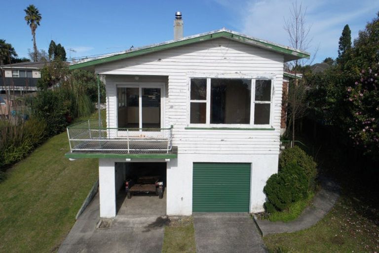 Photo of property in 16 Gilmore Street, Te Puke, 3119