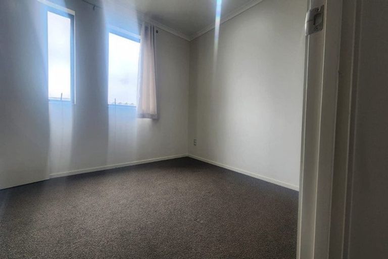 Photo of property in 9/4 Wallson Crescent, Wiri, Auckland, 2104