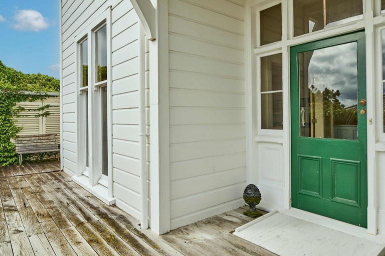 Photo of property in 39 Upland Road, Kelburn, Wellington, 6012