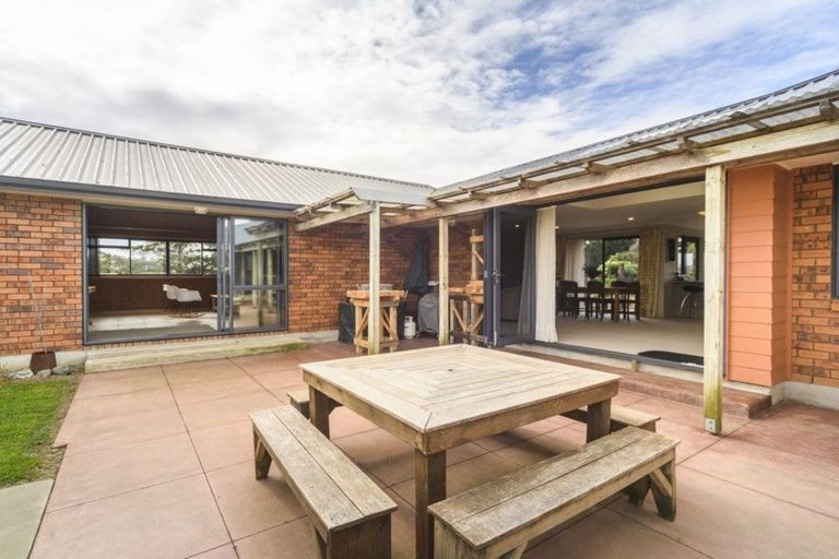 Photo of property in 339 Stoney Creek Road, Kelvin Grove, Palmerston North, 4470