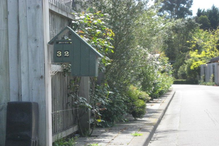 Photo of property in 32 Taranaki Drive, Woodend, 7610