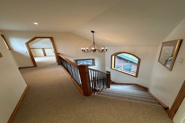 Photo of property in 1/16 Sherwood Street, Woburn, Lower Hutt, 5010