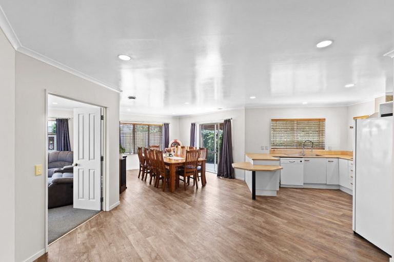 Photo of property in 32 Spinnaker Drive, Flagstaff, Hamilton, 3210