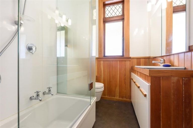 Photo of property in 81 Beauchamp Street, Karori, Wellington, 6012