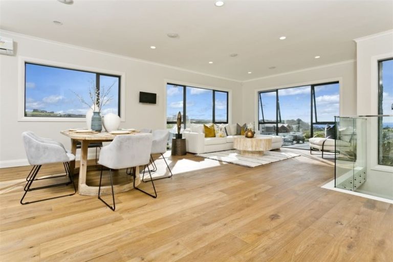 Photo of property in 14 Windlass Street, Long Bay, Auckland, 0630