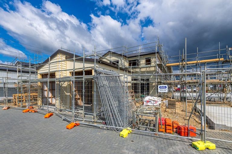 Photo of property in 15 Kapeta Lane, Karaka, 2113