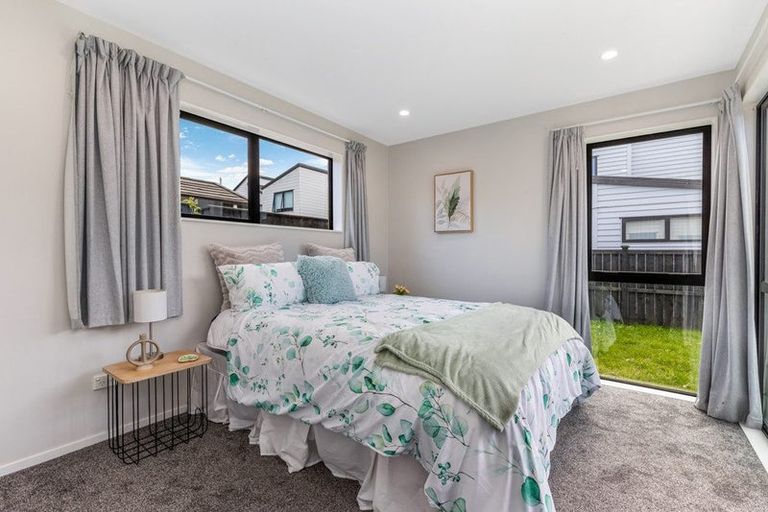 Photo of property in 19 Farmland Road, Papakura, 2110