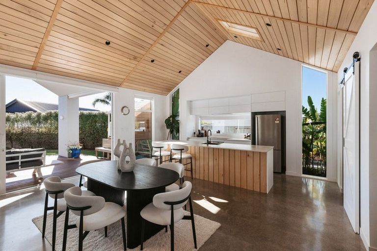Photo of property in 30 Colpoma Close, Papamoa Beach, Papamoa, 3118