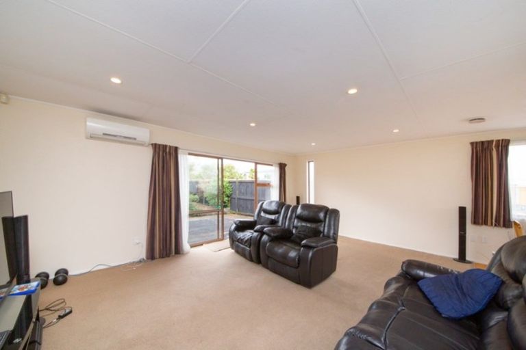 Photo of property in 32 Shelley Street, Rolleston, 7614
