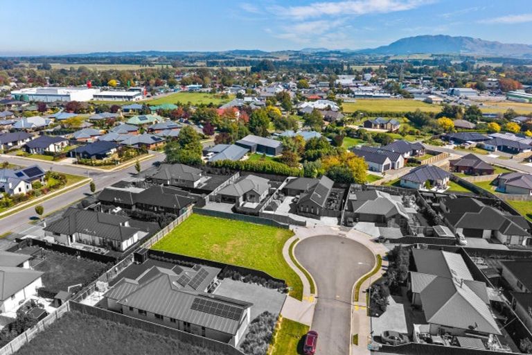 Photo of property in 7 Shier Place, Amberley, 7410