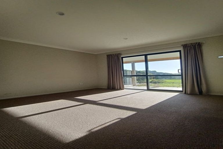 Photo of property in 281 North Manakau Road, Manakau, Levin, 5573