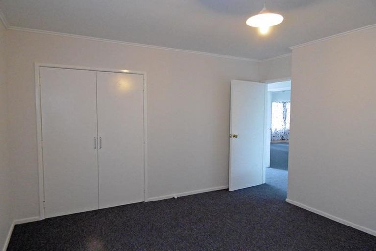 Photo of property in 65 Hobart Crescent, Wattle Downs, Auckland, 2103